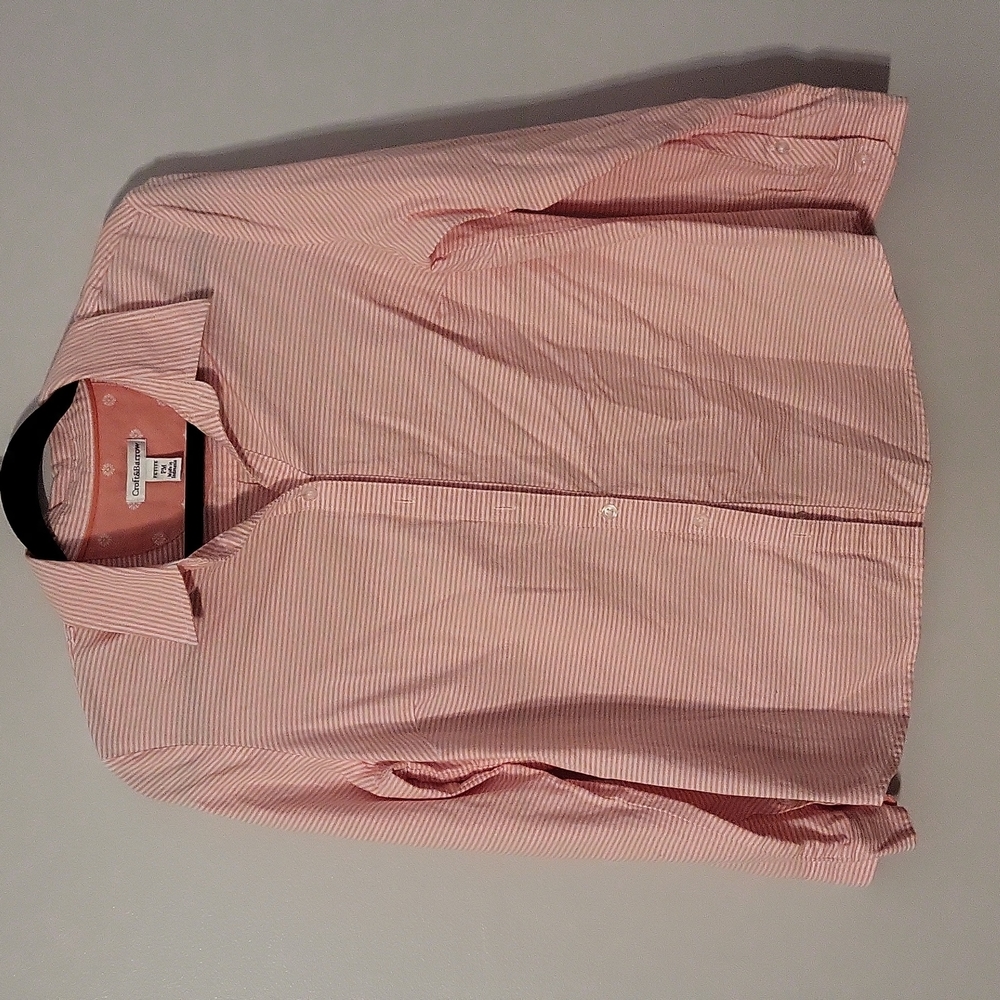 Crofts&Barrow petite M shirt